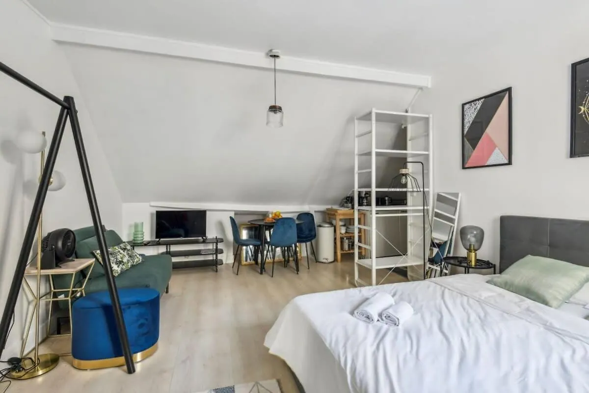 Apartment Studio & Jardin Du Luxembourg - Cityapartmentstay Paris